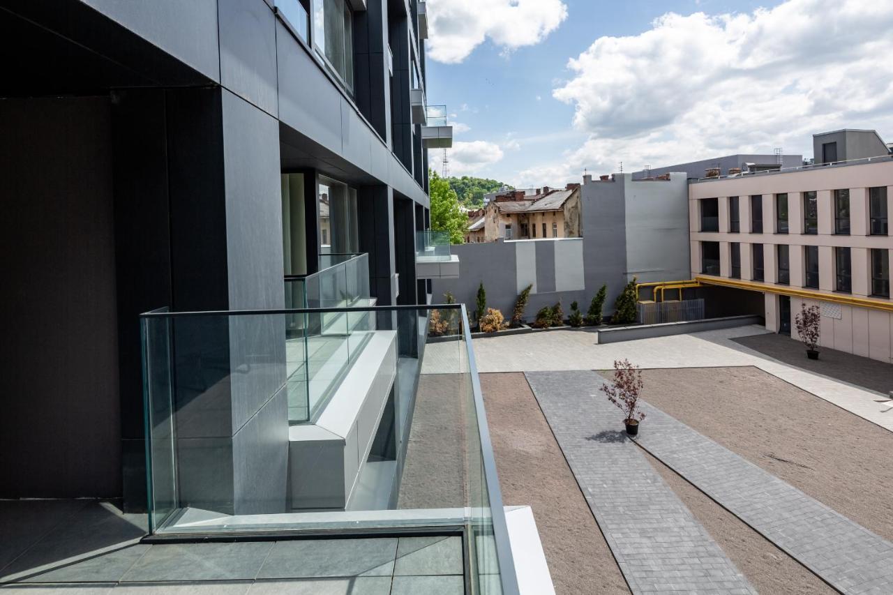 Новобудова В Центрі Львова Lviv Exterior foto